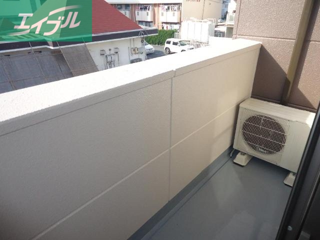 バルコニー　ベランダ