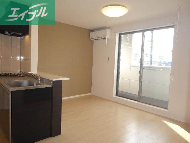 居室・リビング　リビング