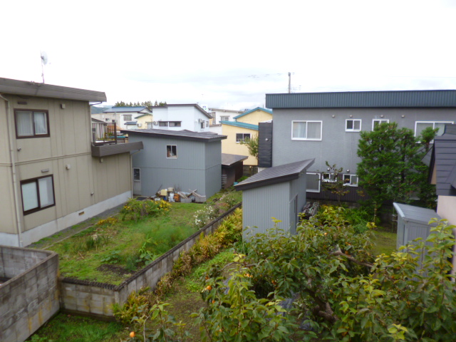 眺望　高めの二階からの眺めは、落ち着きますよ♪