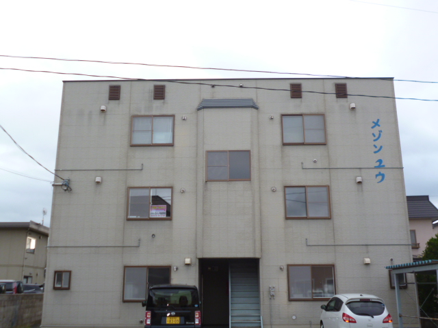 建物外観　平川市では珍しい、３階建てのアパートです！