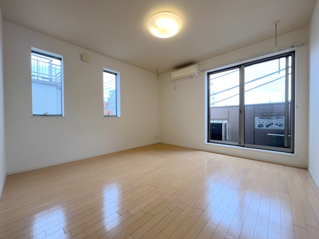 その他部屋・スペース　★最上階の明るい角部屋です★