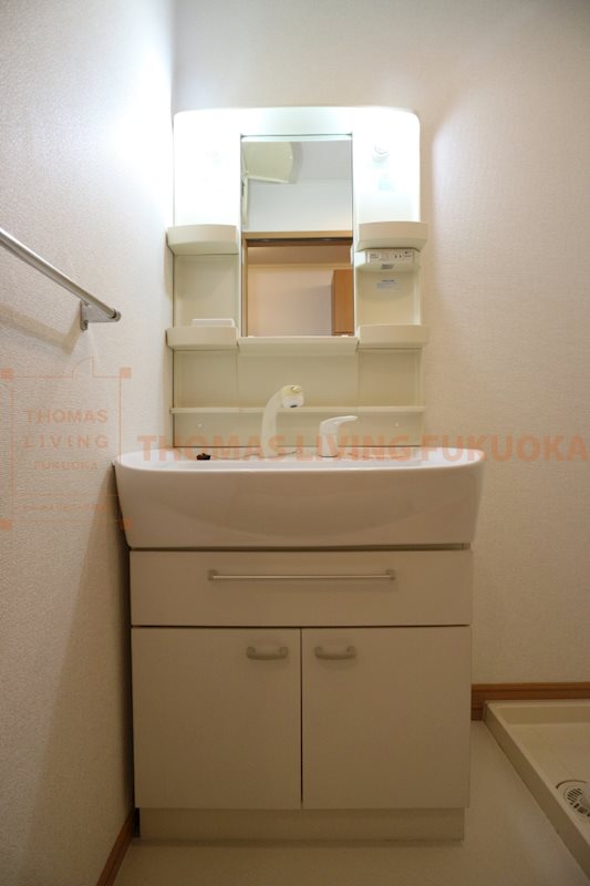 洗面設備　洗面化粧台