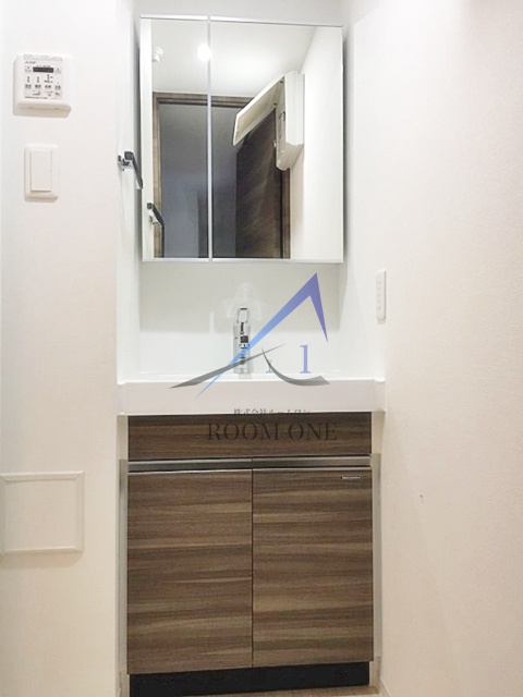 洗面設備　洗面台です。