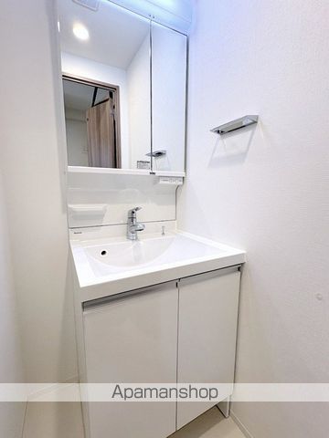 地下鉄御堂筋線 心斎橋駅 徒歩13分 19階建 築1年の内装写真