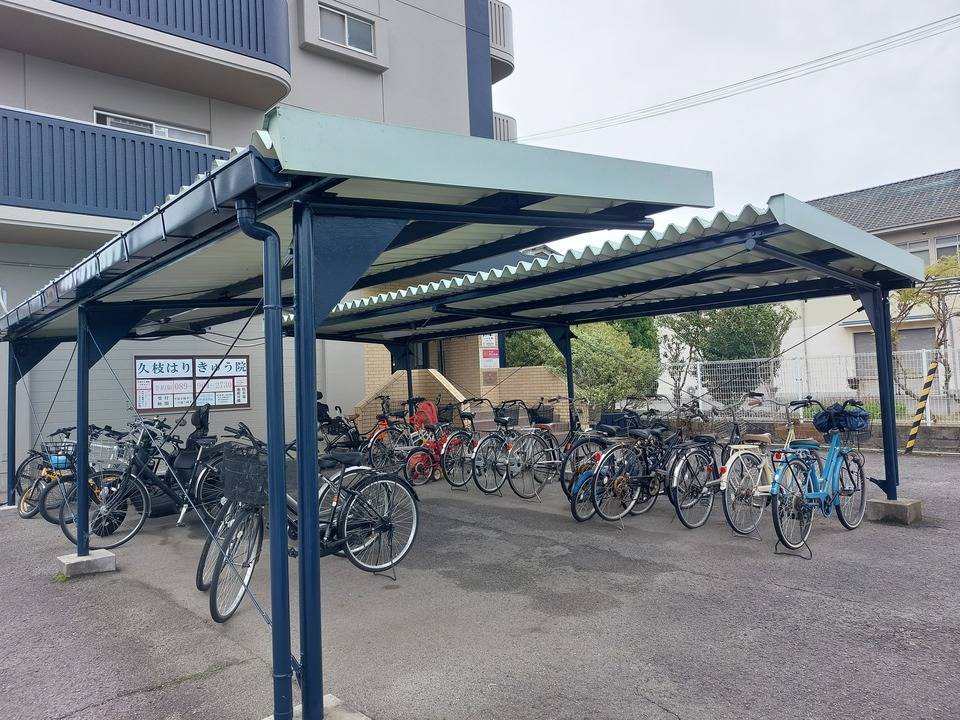 駐車場　駐輪場