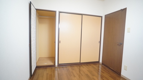 収納　クローゼット