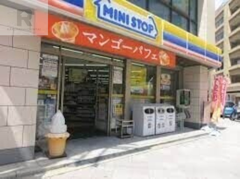 コンビニ　ミニストップ平野町3丁目店（コンビニ）まで160m