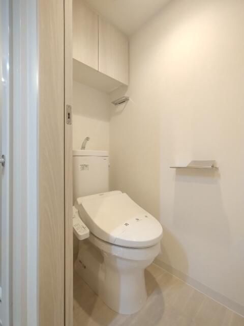 トイレ　落ち着いたトイレです