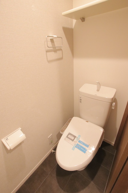 トイレ　機能付き便座で毎日快適に過ごせます♪
