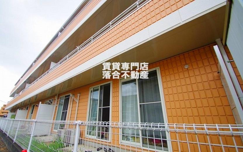 建物外観　おしゃれな建物
