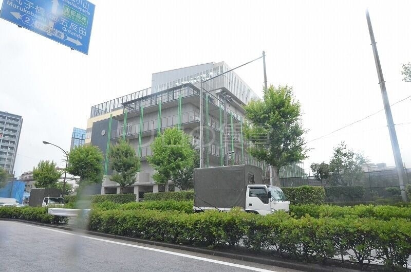 中学校　荏原平塚学園（中学校）まで382m