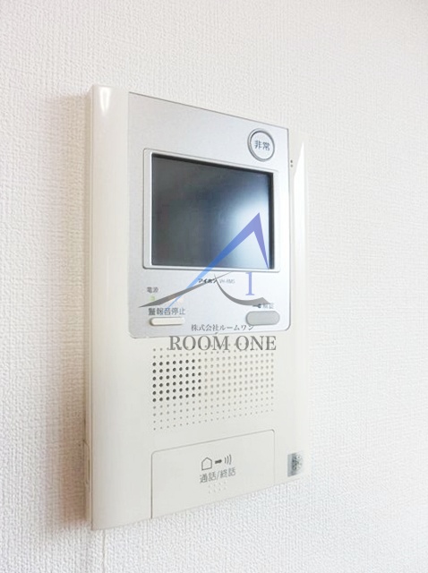 セキュリティ　モニター付きインターホンです。