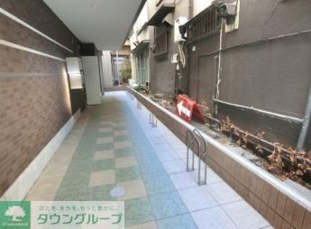 エントランス　エントランス