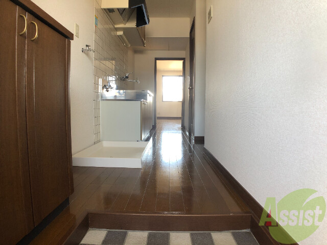 玄関　玄関からの風景です。広々としていいですね。
