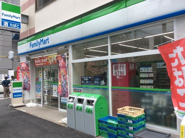 コンビニ　ファミリーマート墨田太平三丁目店（コンビニ）まで49m