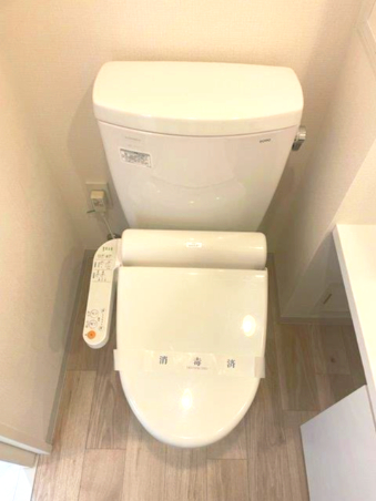 トイレ　トイレ
