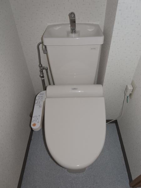 トイレ　トイレ