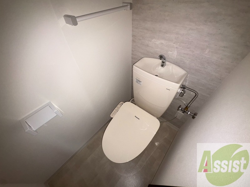 トイレ　こちらはトイレです。清潔感があり、安心して使用できます。