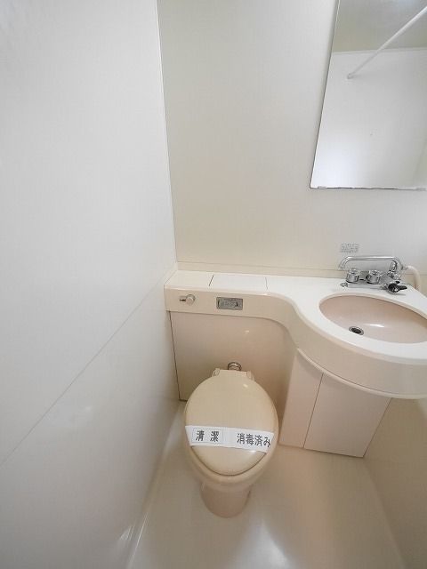 トイレ　★お部屋探しは株式会社タウンハウジング東京まで★