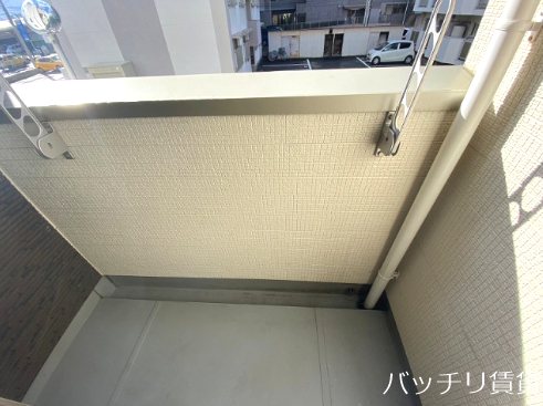 バルコニー　※同型タイプの為、現状を優先いたします