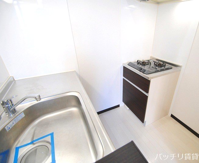 キッチン　※同型タイプの為、現状を優先いたします