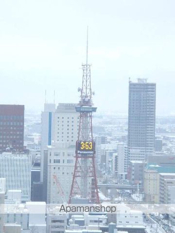 その他　テレビ塔（その他）まで318m