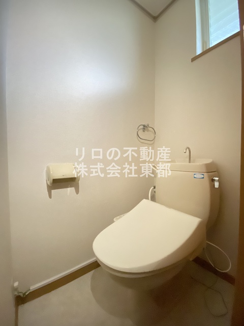 トイレ　洗浄便座付です！