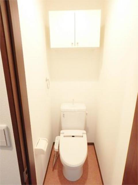 トイレ　ウォシュレット完備