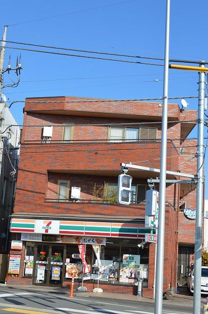 コンビニ　セブン-イレブン拝島駅南口店（コンビニ）まで149m
