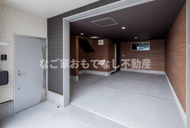 駐車場　同タイプ写真