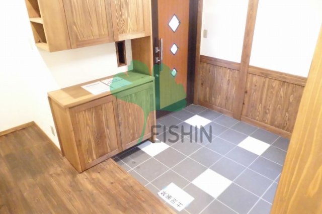 玄関　下駄箱もしっかりついてます！