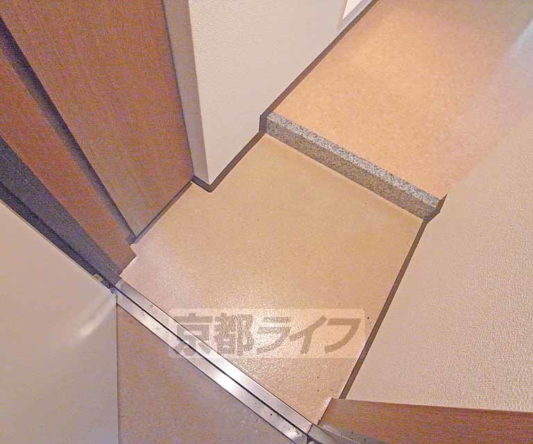 玄関　シューズボックスの付いた玄関です