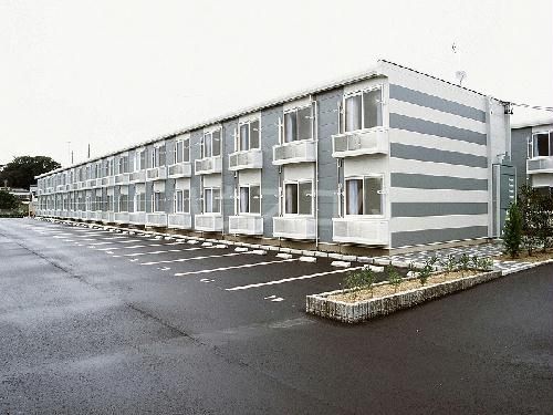 レオパレスシャルム出口Bの外観写真