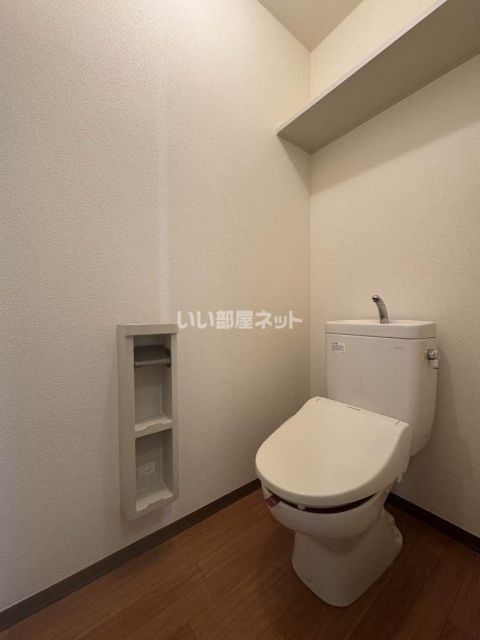 ビューパレーマルキ弐番館のトイレ写真