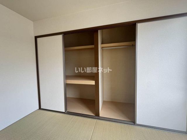ビューパレーマルキ弐番館の内装写真