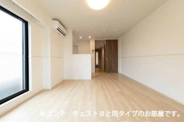 オークレアIの居間写真