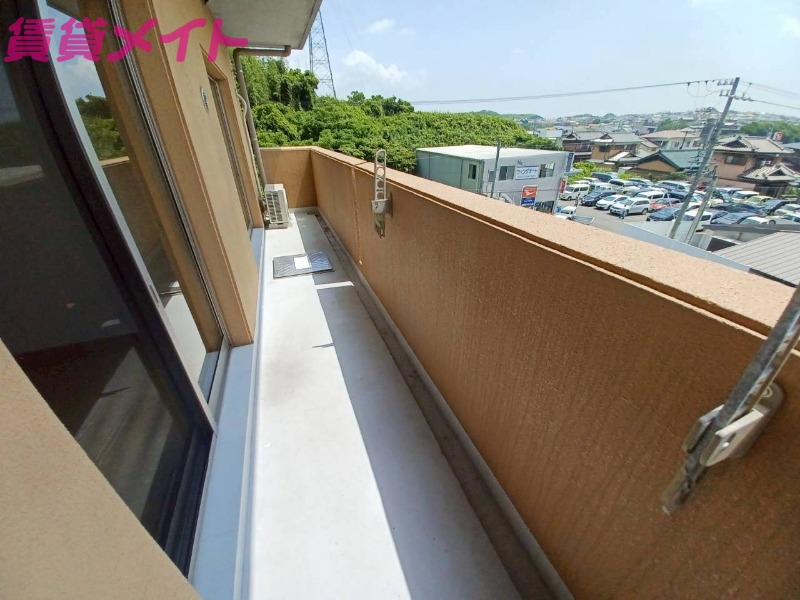 バルコニー　別部屋参考写真です