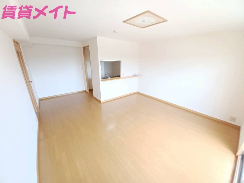 居室・リビング　別部屋参考写真です