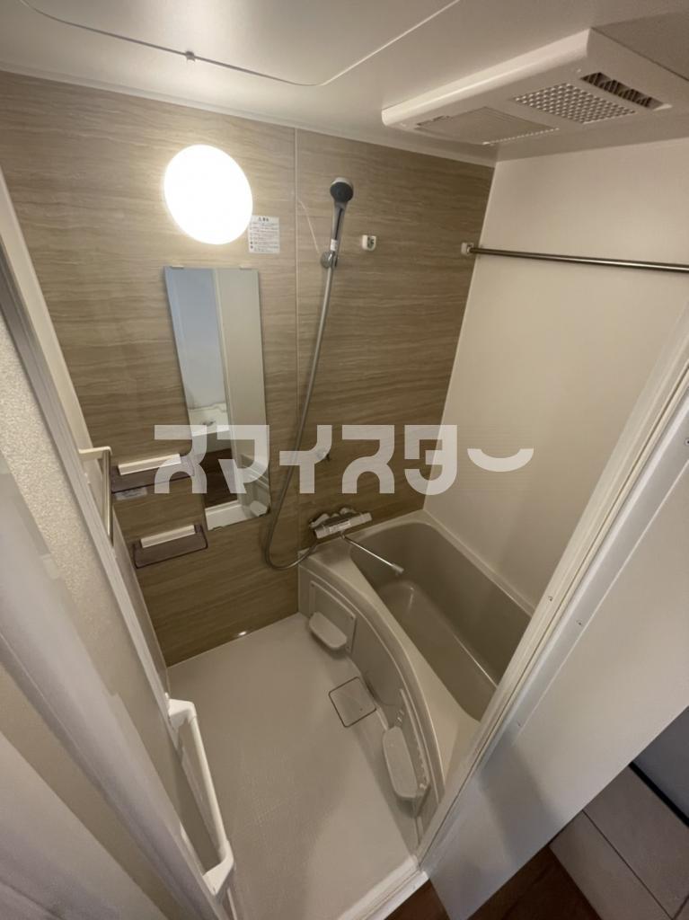 バス・シャワールーム　※別部屋参考写真