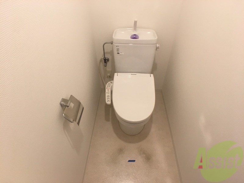 トイレ　トイレです。ウォシュレット付を探している方、おすすめです。