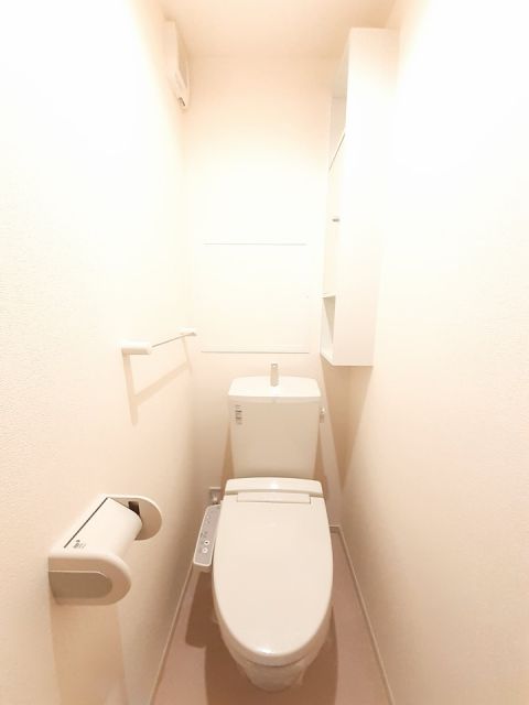 【シャイン　パークＢのトイレ】