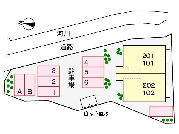 【蒲郡市金平町のアパートの駐車場】