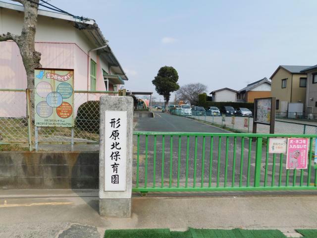 【蒲郡市金平町のアパートの幼稚園・保育園】