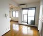 居室・リビング　落ち着いた雰囲気のお部屋です