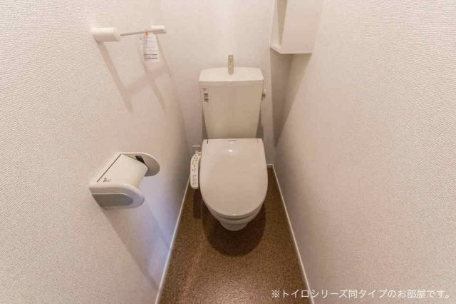 【アクティ・コルザ　Ｂのトイレ】