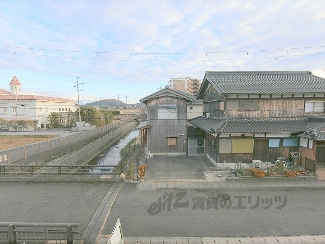 【近江八幡市鷹飼町東のアパートの眺望】