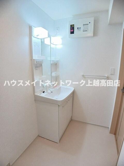 洗面設備　洗髪洗面化粧台