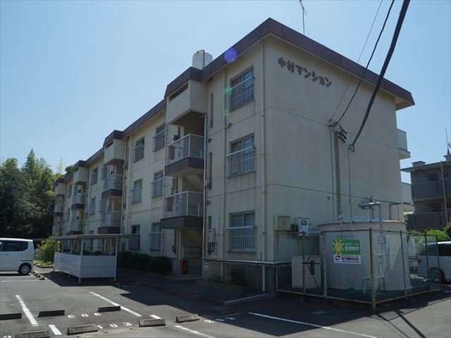 中村マンションの建物外観