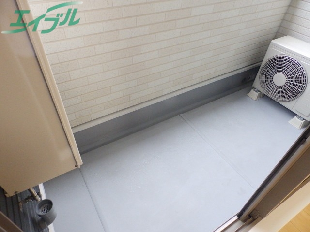 バルコニー　同型参考写真