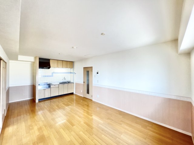 居室・リビング　※別部屋参考写真